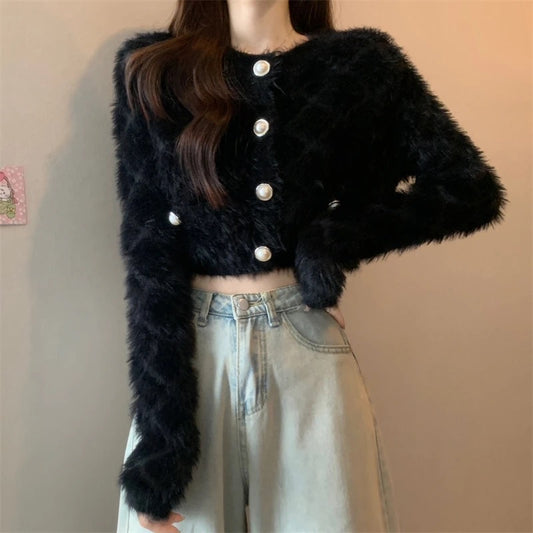 Black soft fur cardigan with pearl button